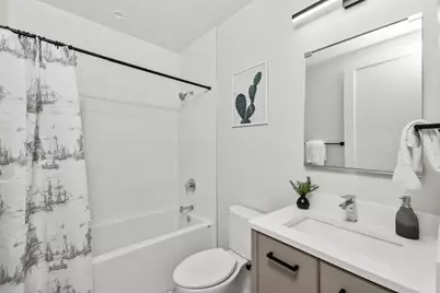 1203 W Augusta Boulevard #3N, Chicago, IL 60642 - Photo 14