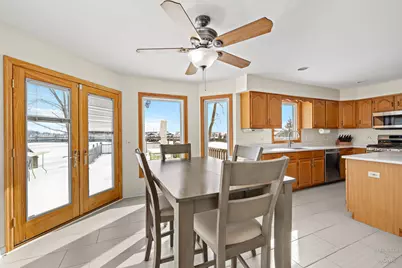 4305 Fairfax Drive, Crystal Lake, IL 60014 - Photo 18