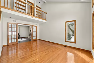 4305 Fairfax Drive, Crystal Lake, IL 60014 - Photo 10