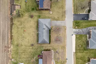 3300 Caroline Dr, Joliet, IL 60435 - Photo 48