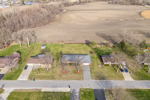 3300 Caroline Dr, Joliet, IL 60435 - Photo 58