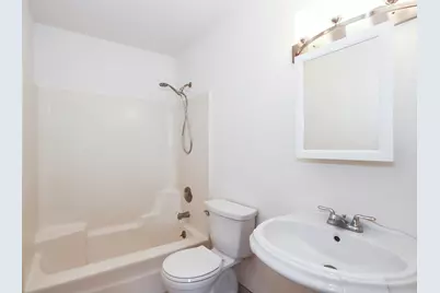 100 Barberry Drive, Crystal Lake, IL 60014 - Photo 14