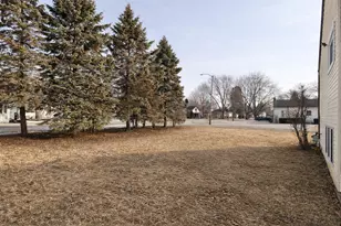 100 Barberry Dr, Crystal Lake, IL 60014 - Photo 28