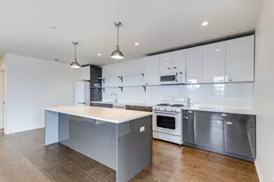 115 Lake St, Libertyville, IL 60048 - Photo 1