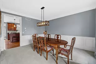 40W612 Blue Lake Circle N, Saint Charles, IL 60175 - Photo 14