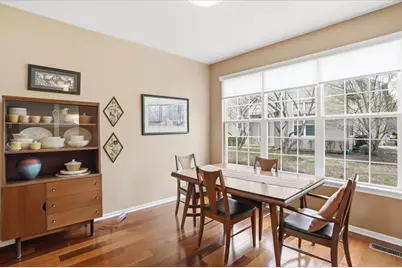 529 Shakespeare Drive, Grayslake, IL 60030 - Photo 6