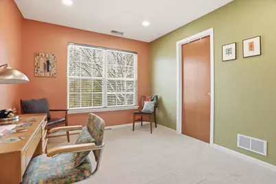 529 Shakespeare Drive, Grayslake, IL 60030 - Photo 18