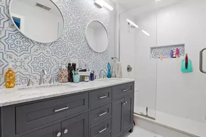 529 Shakespeare Drive, Grayslake, IL 60030 - Photo 14