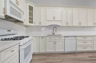 6840 Oak View Ct, Oak Forest, IL 60452 - Photo 14