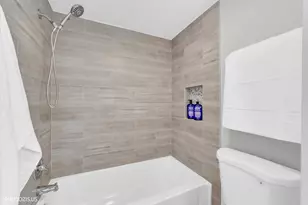 2831 S Embers Ln, Arlington Heights, IL 60005 - Photo 28