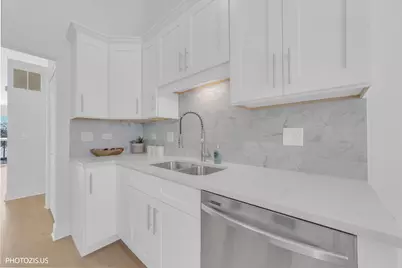 2831 S Embers Lane, Arlington Heights, IL 60005 - Photo 14