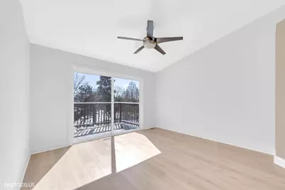 2831 S Embers Lane, Arlington Heights, IL 60005 - Photo 4