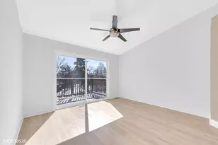 2831 S Embers Ln, Arlington Heights, IL 60005 - Photo 4