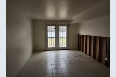 18108 Fountainbleau Drive, Hazel Crest, IL 60429 - Photo 8