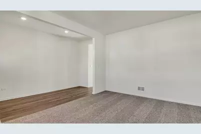 17205 Munster Lane, Tinley Park, IL 60477 - Photo 22