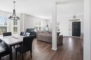 1341 S Mdw Ln, Round Lake, IL 60073 - Photo 2