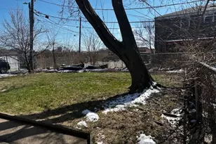 1617 W Glenlake Ave, Chicago, IL 60660 - Photo 10