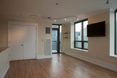 400 N Lasalle Street #4507, Chicago, IL 60654 - Photo 10