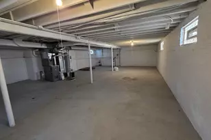 10937 S Artesian Ave, Chicago, IL 60655 - Photo 8