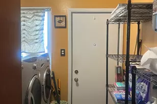 1633 E 93rd St, Chicago, IL 60617 - Photo 8