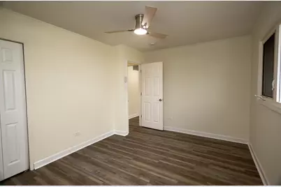 414 Shabbona Drive, Park Forest, IL 60466 - Photo 8