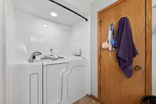 4653 Lindbloom Ln, Cherry Valley, IL 61016 - Photo 20