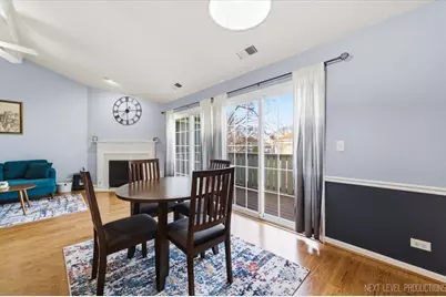 870 S Kilkenny Drive #D, Wheaton, IL 60189 - Photo 8