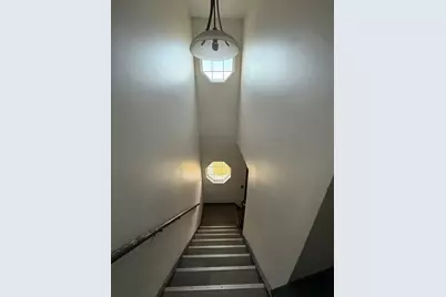 1917 Cherrywood Court, Joliet, IL 60435 - Photo 8