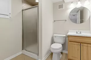 16419 Woodlawn W Ave, South Holland, IL 60473 - Photo 18