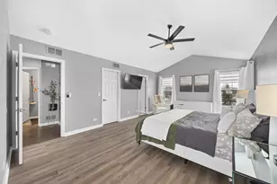 6508 Marble Ln, Carpentersville, IL 60110 - Photo 16