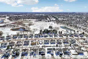 1195 Hadley Cir, Gurnee, IL 60031 - Photo 68