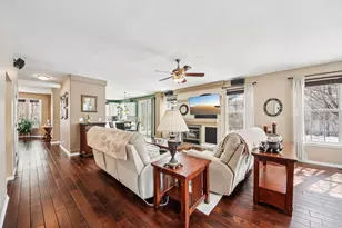 1195 Hadley Cir, Gurnee, IL 60031 - Photo 22