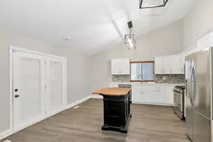 64 Abbeywood Dr, Romeoville, IL 60446 - Photo 8