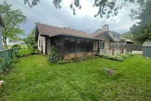 64 Abbeywood Dr, Romeoville, IL 60446 - Photo 2