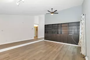 64 Abbeywood Dr, Romeoville, IL 60446 - Photo 6