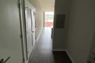 1545 W North Ave, Chicago, IL 60642 - Photo 10