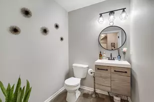16 Black Oak Ct, Bolingbrook, IL 60490 - Photo 10