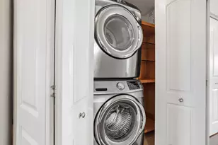 2243 N Lister Ave, Chicago, IL 60614 - Photo 20