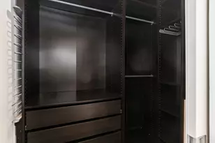 2243 N Lister Ave, Chicago, IL 60614 - Photo 14