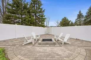 2598 Barnhart St, West Chicago, IL 60185 - Photo 28