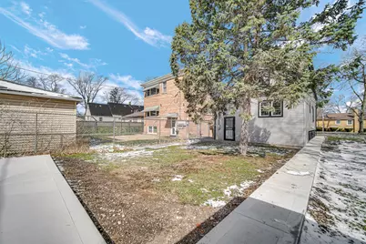 1005 W 123rd Street, Calumet Park, IL 60827 - Photo 6