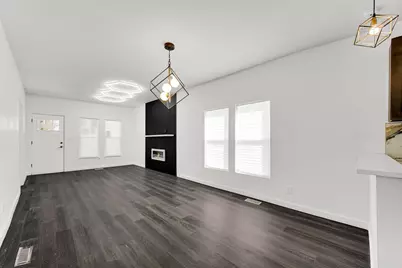 1005 W 123rd Street, Calumet Park, IL 60827 - Photo 10