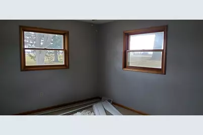 728 N 2853rd Road #1, Utica, IL 61373 - Photo 12