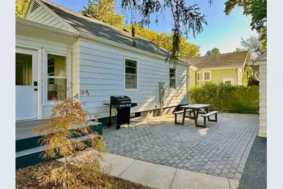 1219 W Healey Street, Champaign, IL 61821 - Photo 18