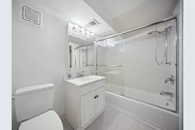 8229 W Giddings Street, Norridge, IL 60706 - Photo 14