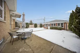 8229 W Giddings St, Norridge, IL 60706 - Photo 20