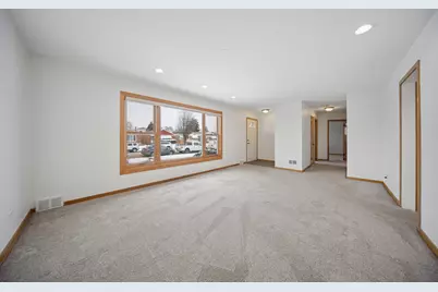 8229 W Giddings Street, Norridge, IL 60706 - Photo 2