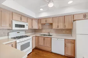475 Sarah Ct, Wood Dale, IL 60191 - Photo 14