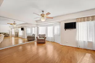 475 Sarah Ct, Wood Dale, IL 60191 - Photo 10