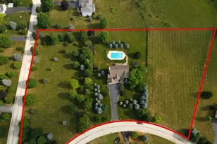 3822 Magnolia Dr, Spring Grove, IL 60081 - Photo 2
